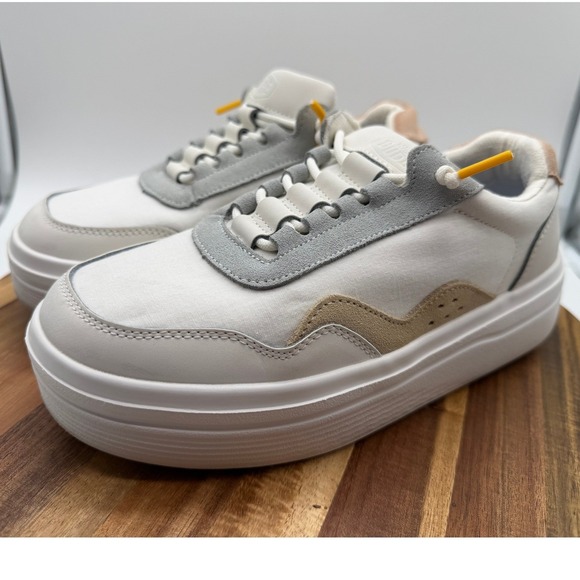 Hey Dude Shoes - Hey Dude Women's Size 7 Hudson Lift Colorblock Cream/Multi 0221